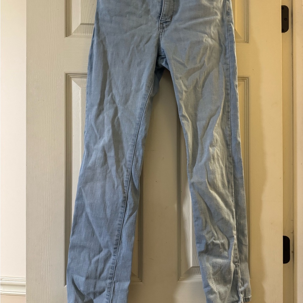 Light Blue Denim Levi Jeans